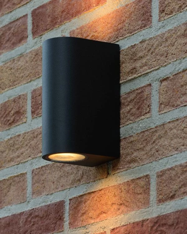 Lucide ZARO - Wall spotlight / Wall light Indoor/Outdoor - 2xGU10 - IP44 - Black - atmosphere 1